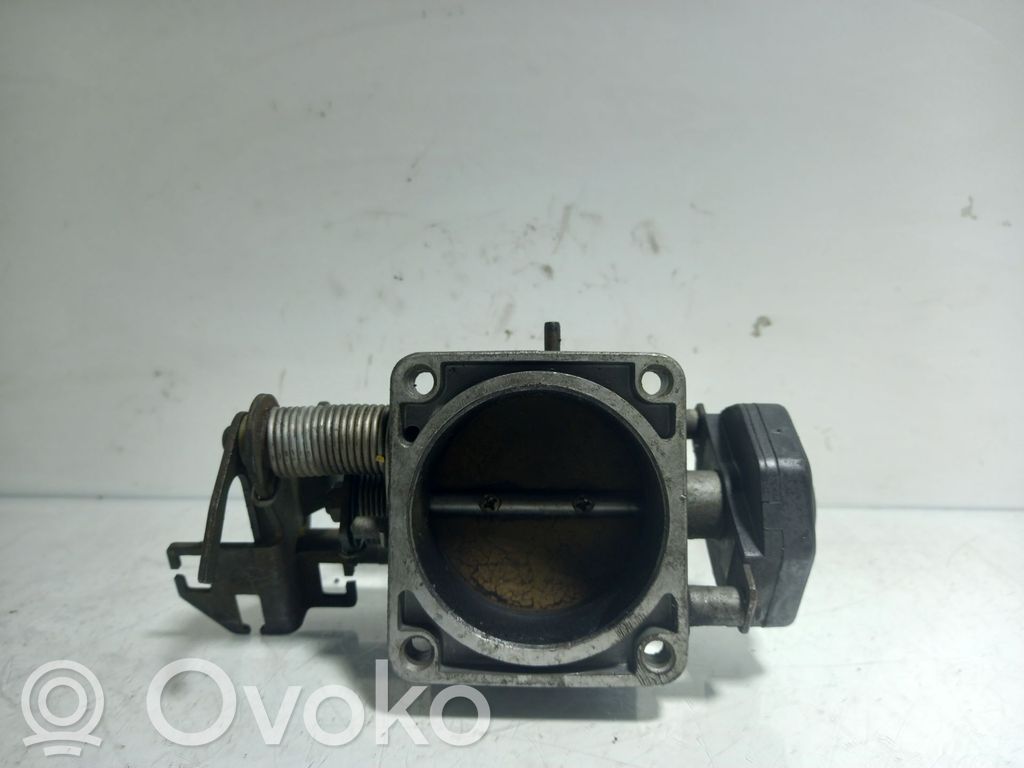 BMW 5 E34 Drosselklappe 