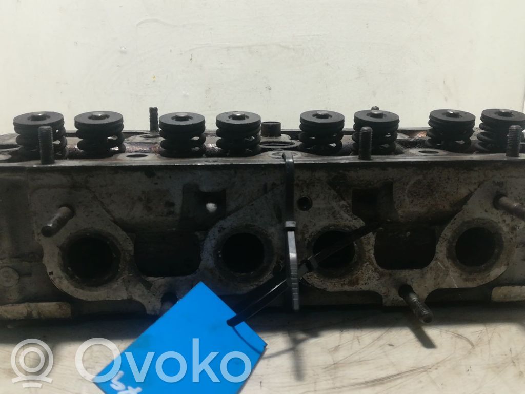 Peugeot 205 Zylinderkopf 