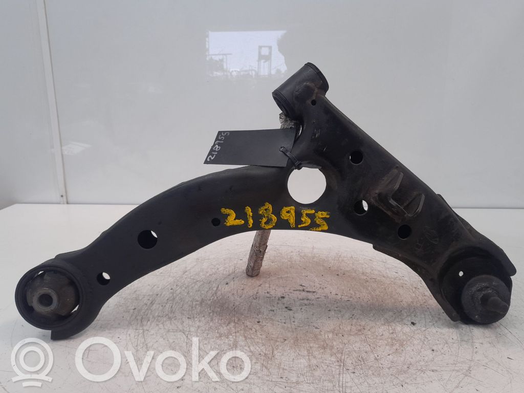 Hyundai Matrix Braccio di controllo sospensione anteriore inferiore/braccio oscillante