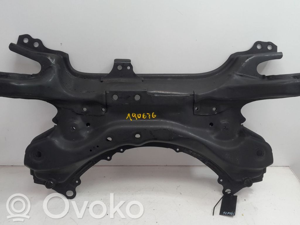 Toyota Auris 150 Rama pomocnicza przednia