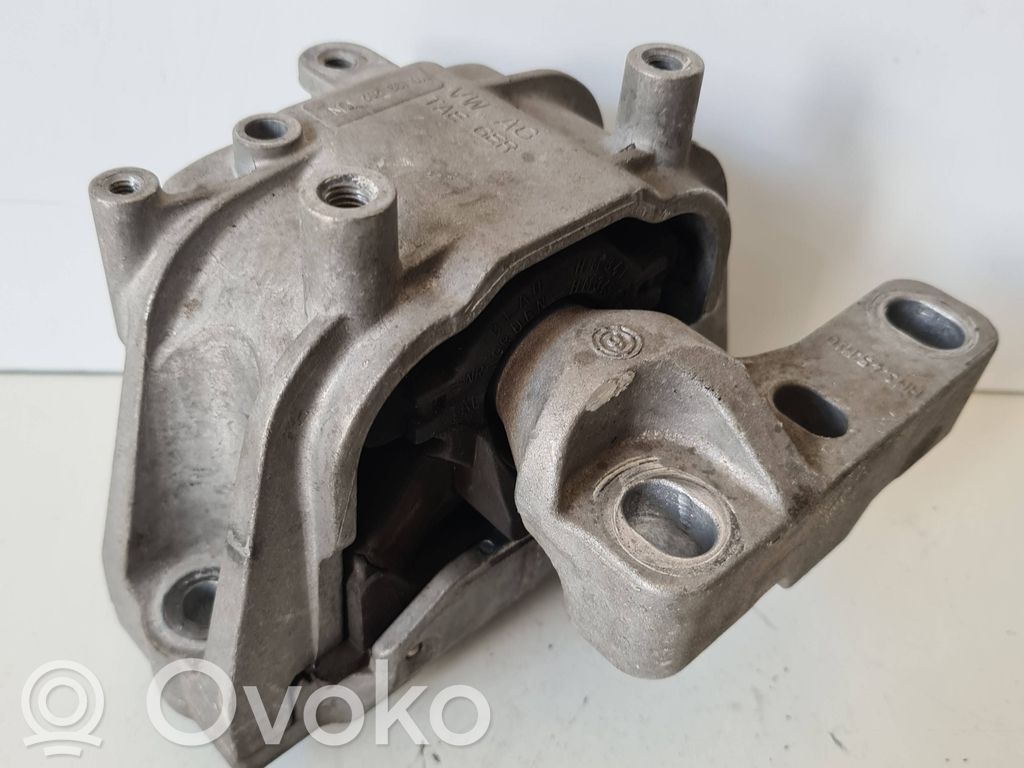 Audi A3 S3 8P Engine mount bracket 