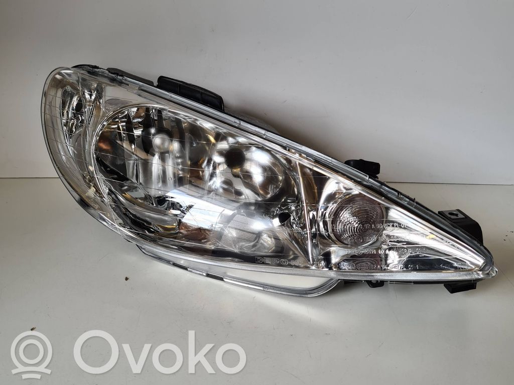 Peugeot 206 Scheinwerfer 