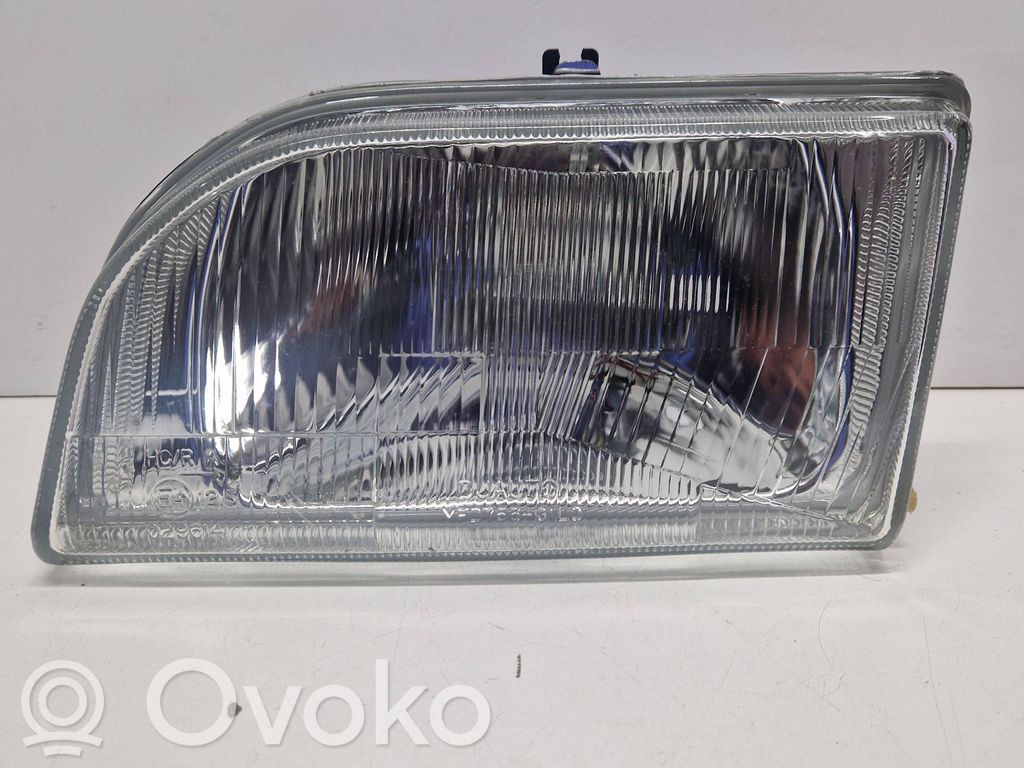 Ford Fiesta Headlight/headlamp 