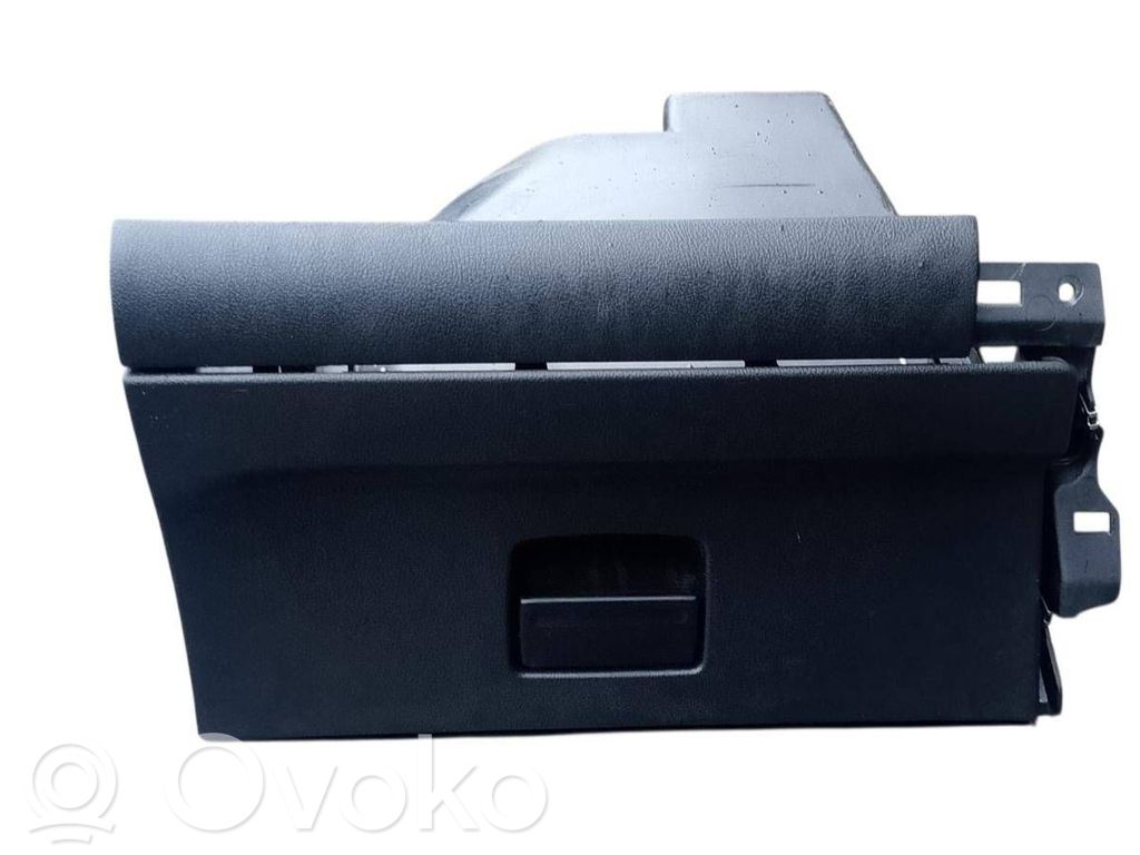 Guantera   6M21U06010AG3ZHE