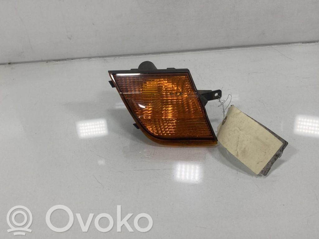 Nissan Micra Front fender indicator light 