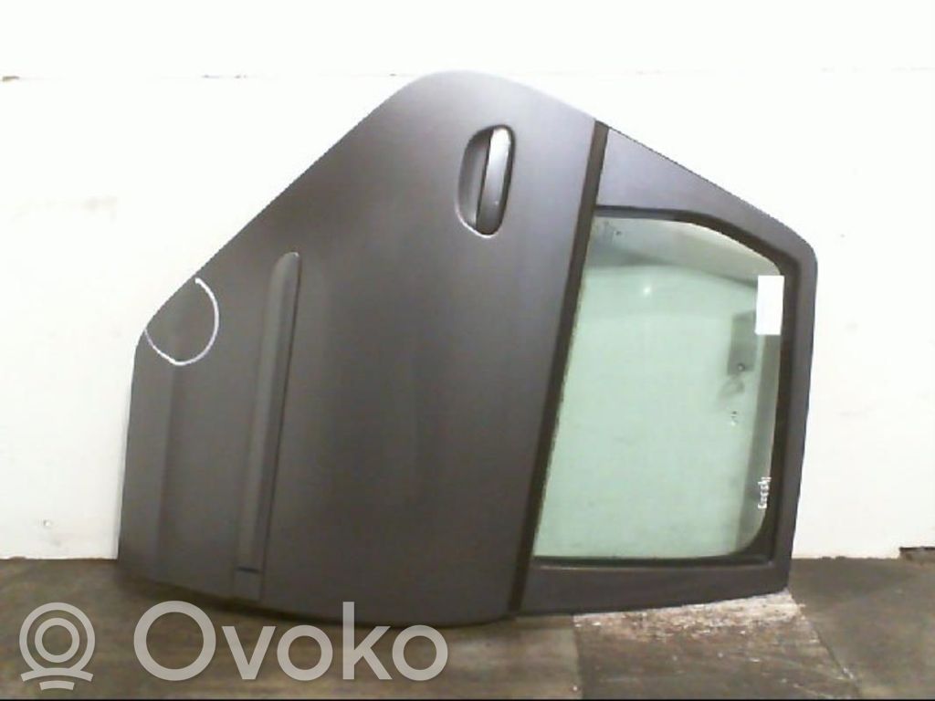 Mitsubishi Colt Puerta trasera 