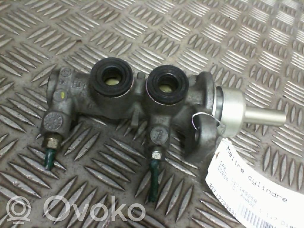 Opel Corsa C Pääjarrusylinteri 