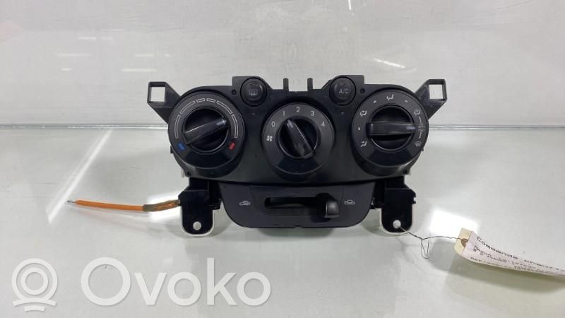 Mazda 2 Climate control unit 