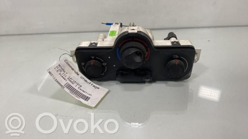 Renault Clio III Climate control unit 