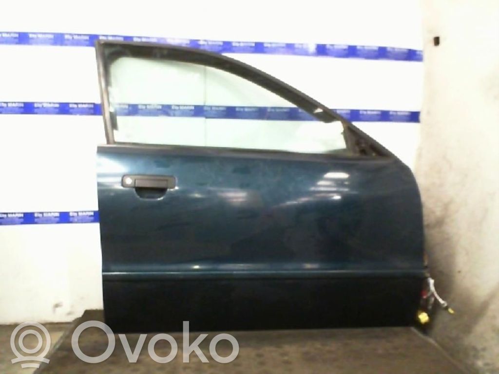 Audi A4 S4 B5 8D Puerta delantera 