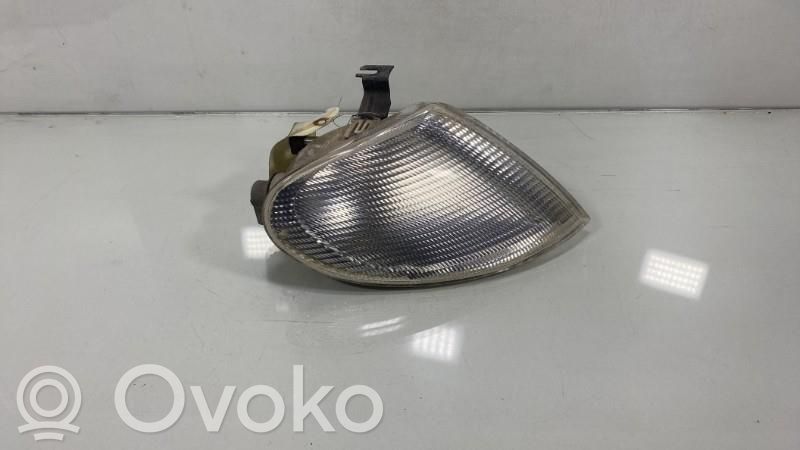 Ford Galaxy Front fender indicator light 