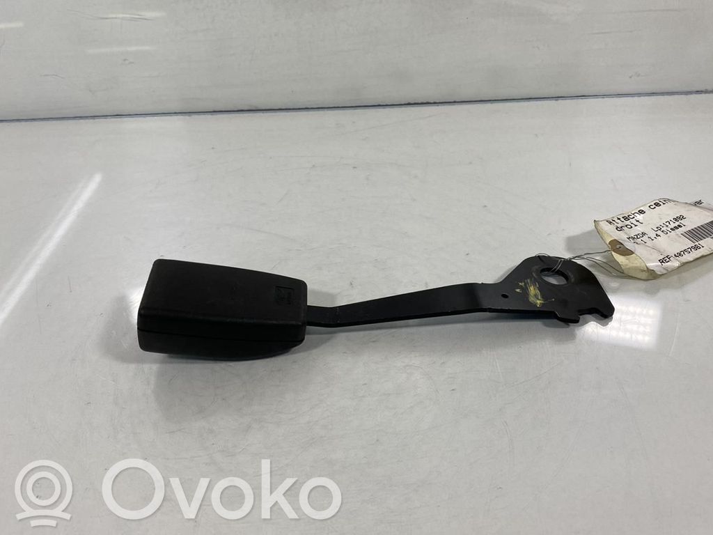 Mazda 2 Hebilla del cinturón delantero 