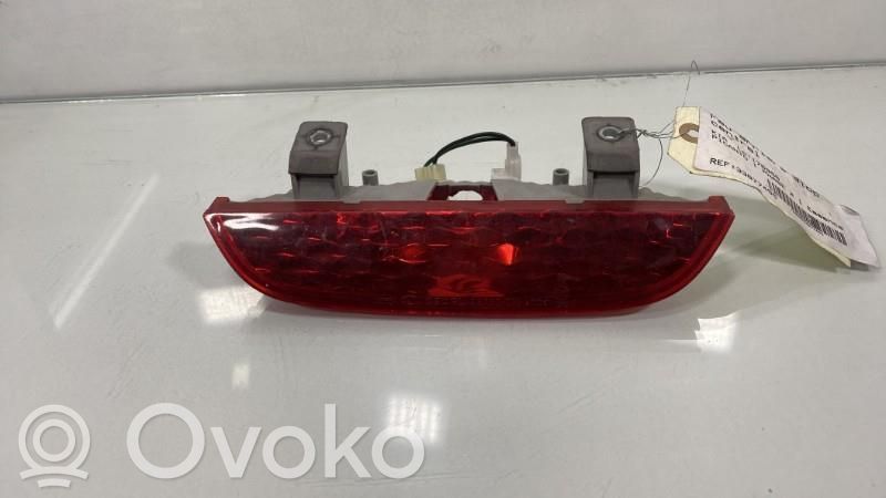 KIA Picanto Third/center stoplight 