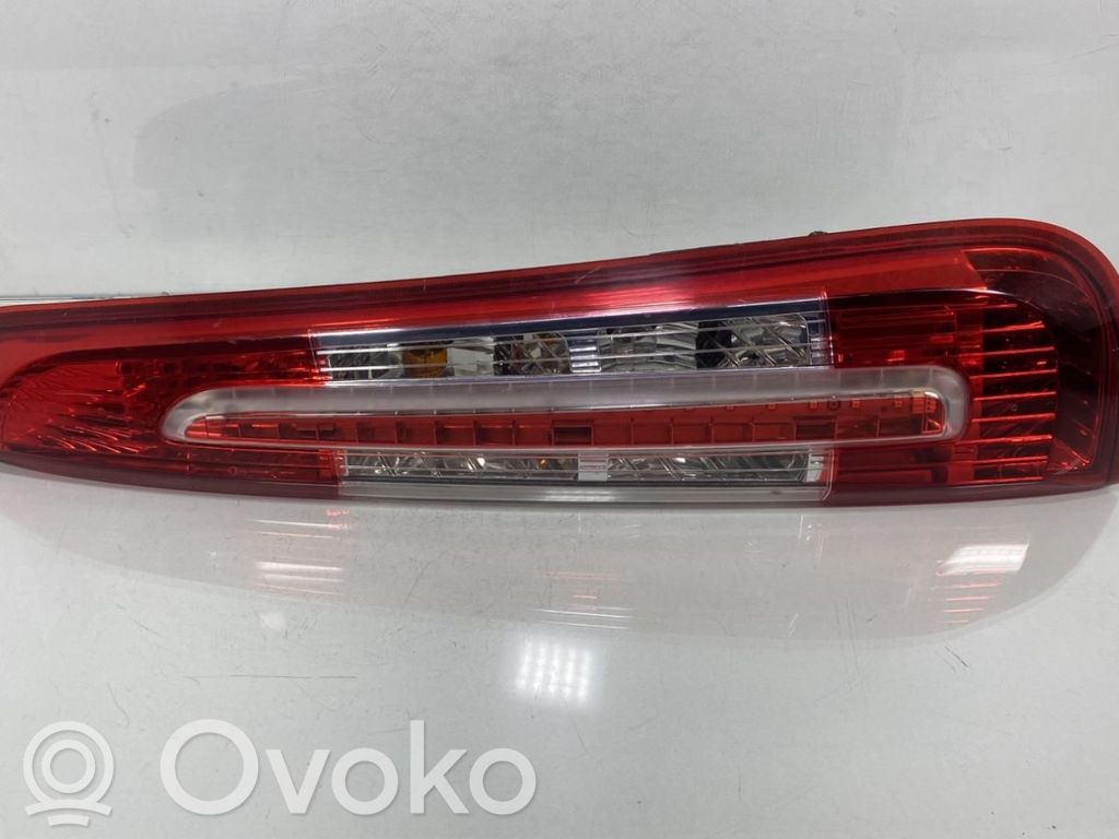 Ford C-MAX I Takavalot 