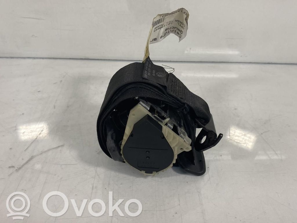 Opel Corsa C Cinturón trasero 
