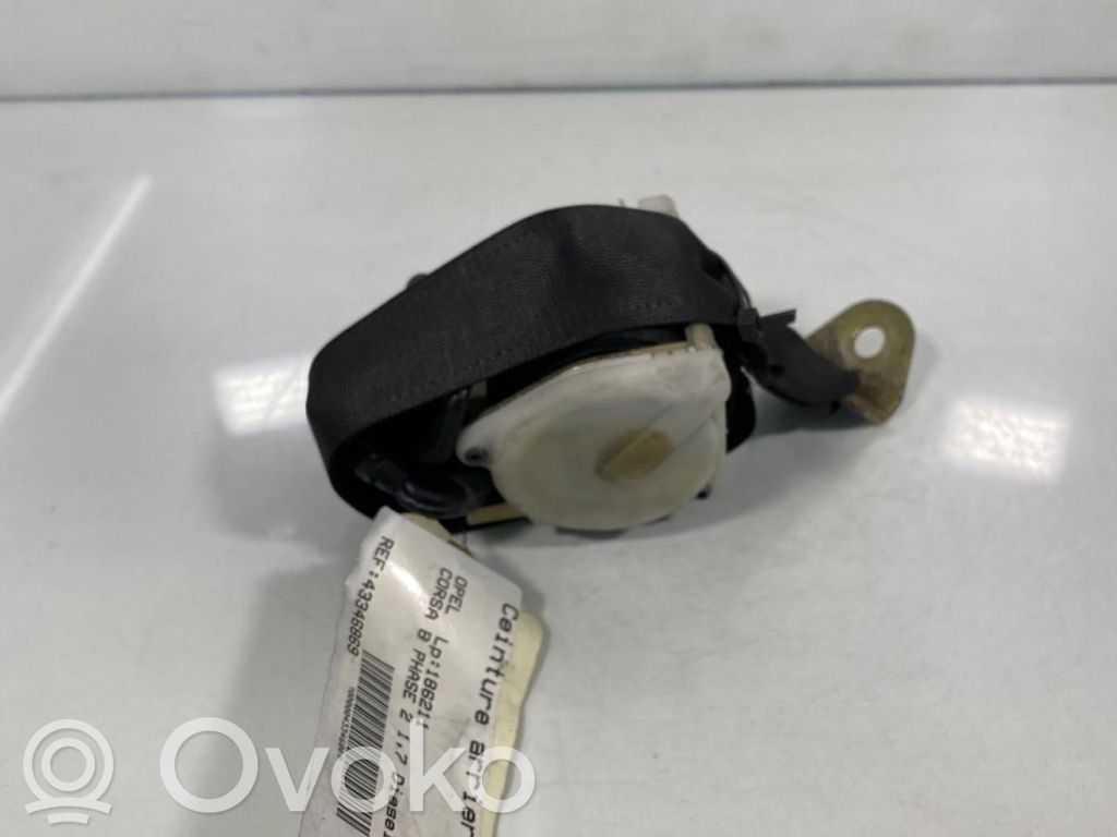 Opel Corsa B Cinturón trasero 