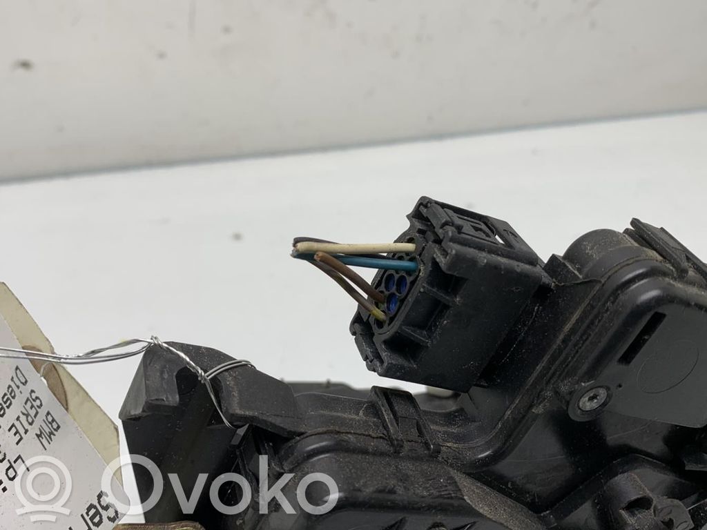 BMW 3 E46 Priekšpusē slēdzene 