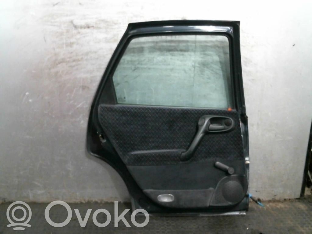 Opel Vectra B Puerta trasera 