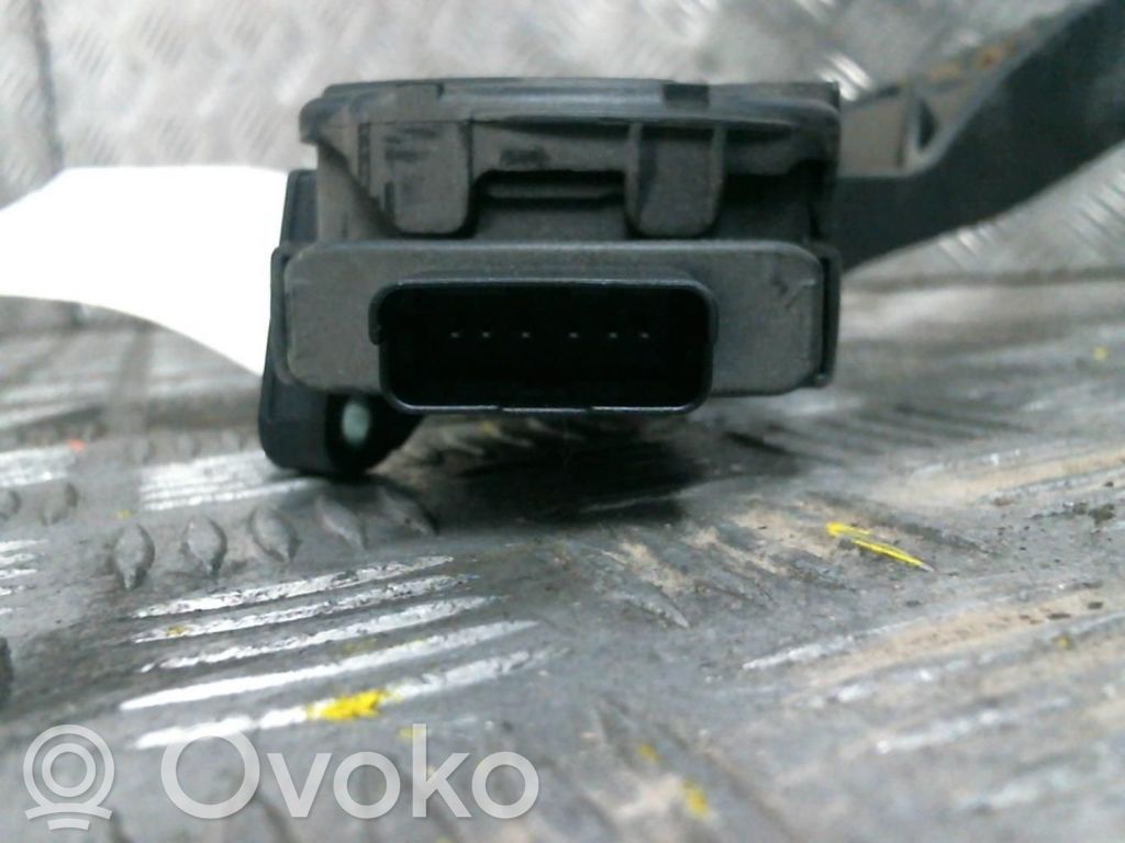 Citroen C3 Picasso Accelerator throttle pedal 