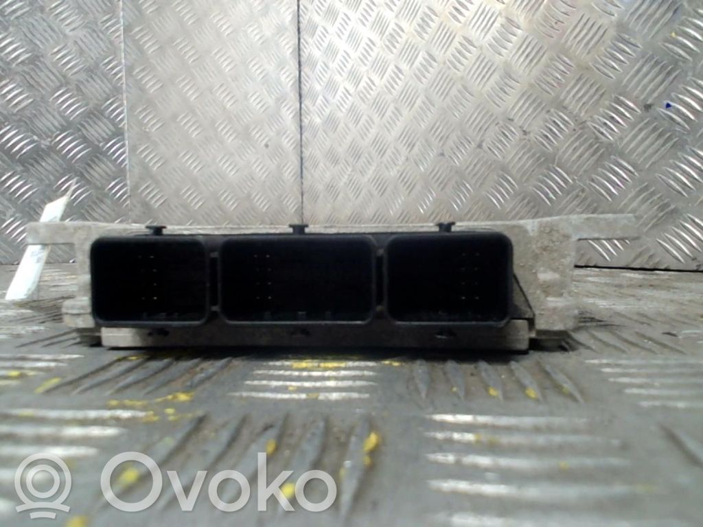 Engine control unit/module   1942KJ