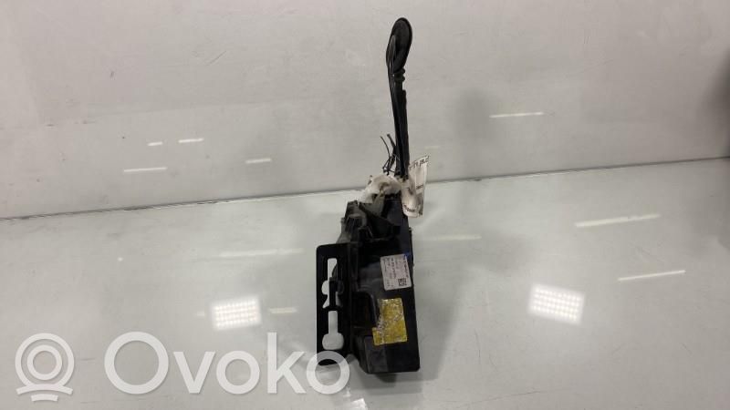 Ford Mondeo MK V Galinių durų spyna 
