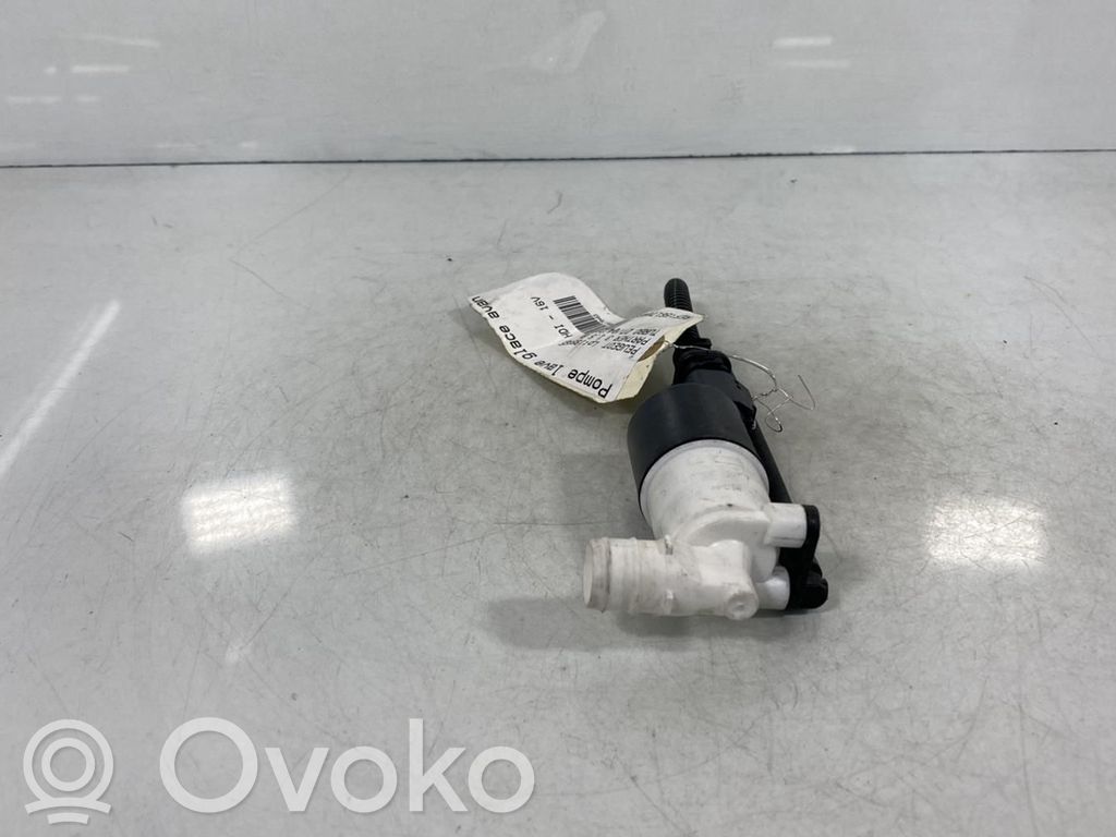 Peugeot Partner III Windscreen/windshield washer pump 