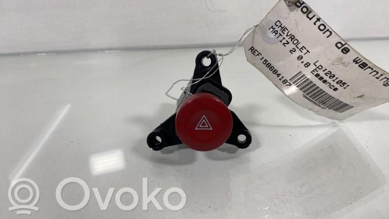 Chevrolet Matiz Botón interruptor de luz de peligro 