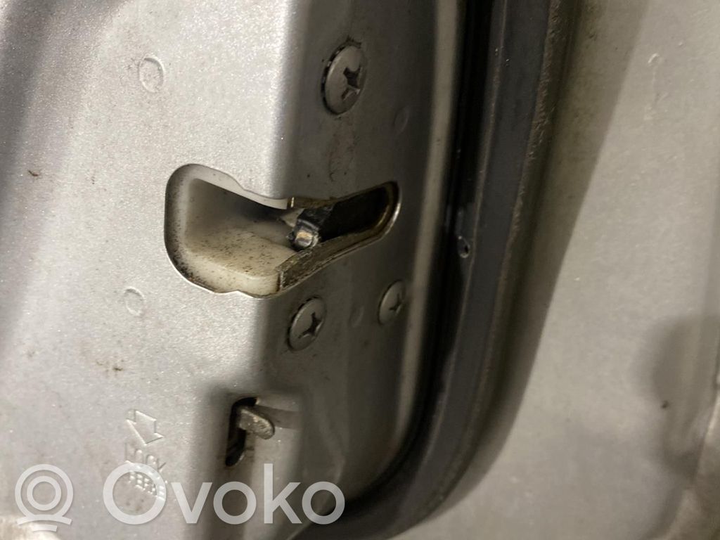 Mazda Demio Galinės durys 