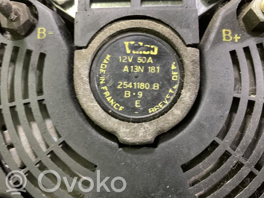 Peugeot 205 Generator/alternator 