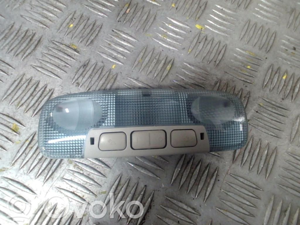 Ford Mondeo MK IV Etuistuimen valo 