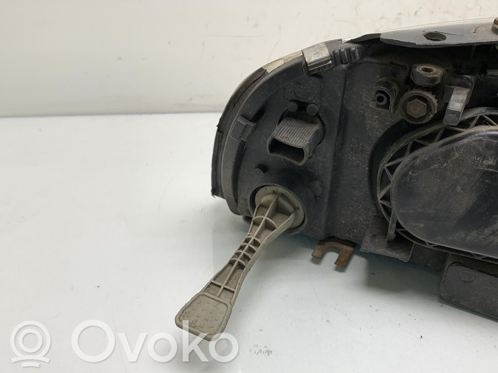 Phare frontale   7M3941015AH