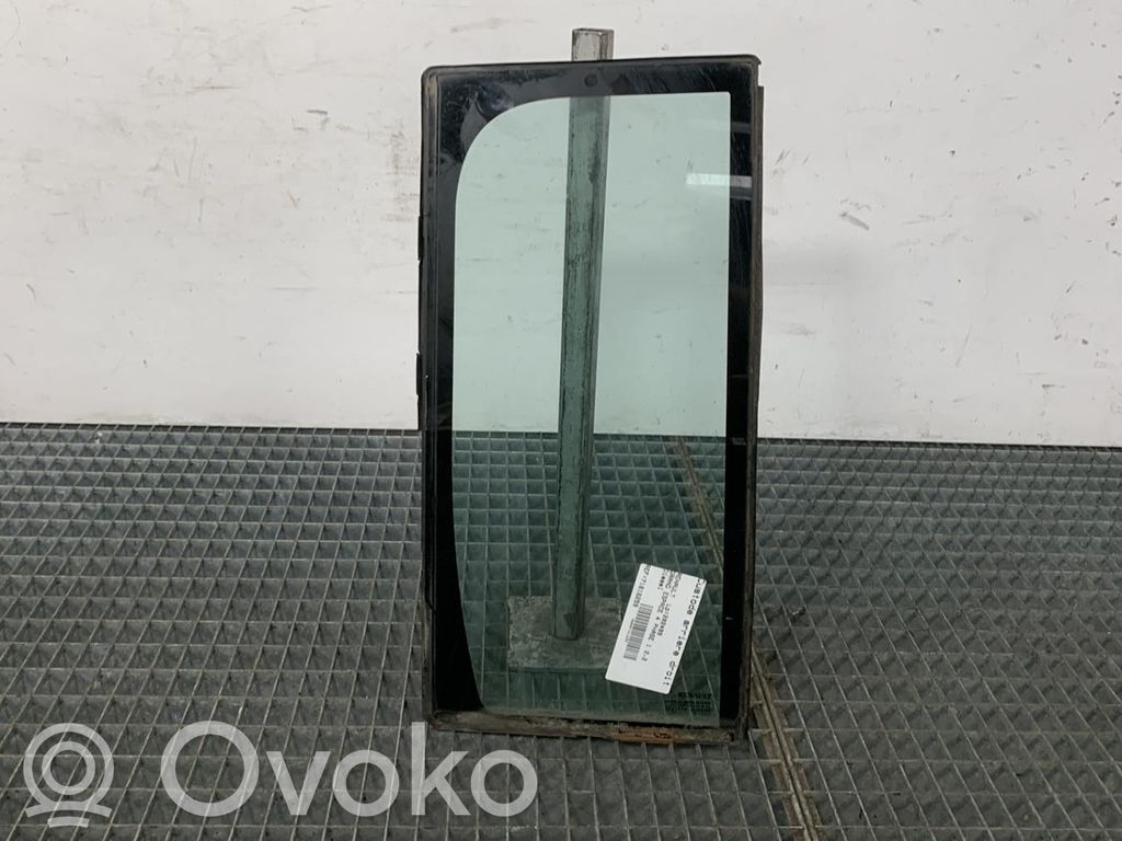 Renault Espace -  Grand espace IV Ventanilla de ventilación de la puerta trasera 