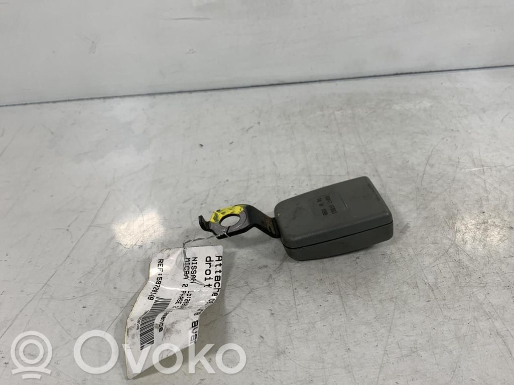 Nissan Micra Gurtschloss vorne 