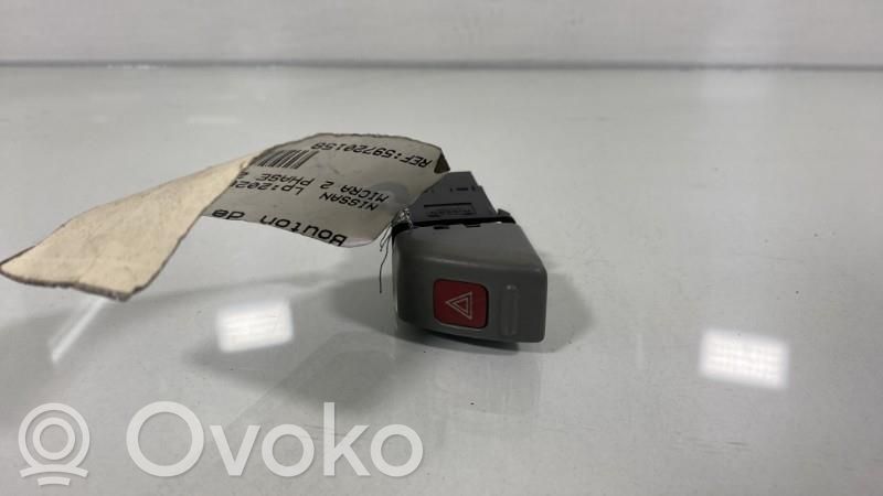 Nissan Micra Botón interruptor de luz de peligro 