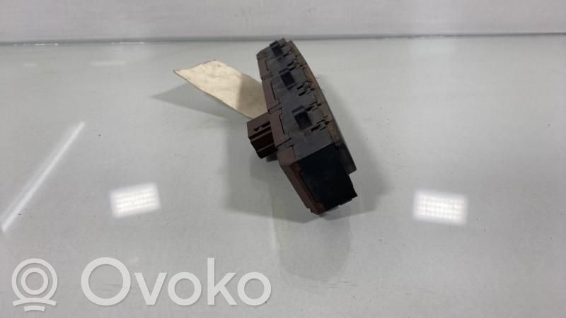 Peugeot Boxer Botón interruptor de luz de peligro 