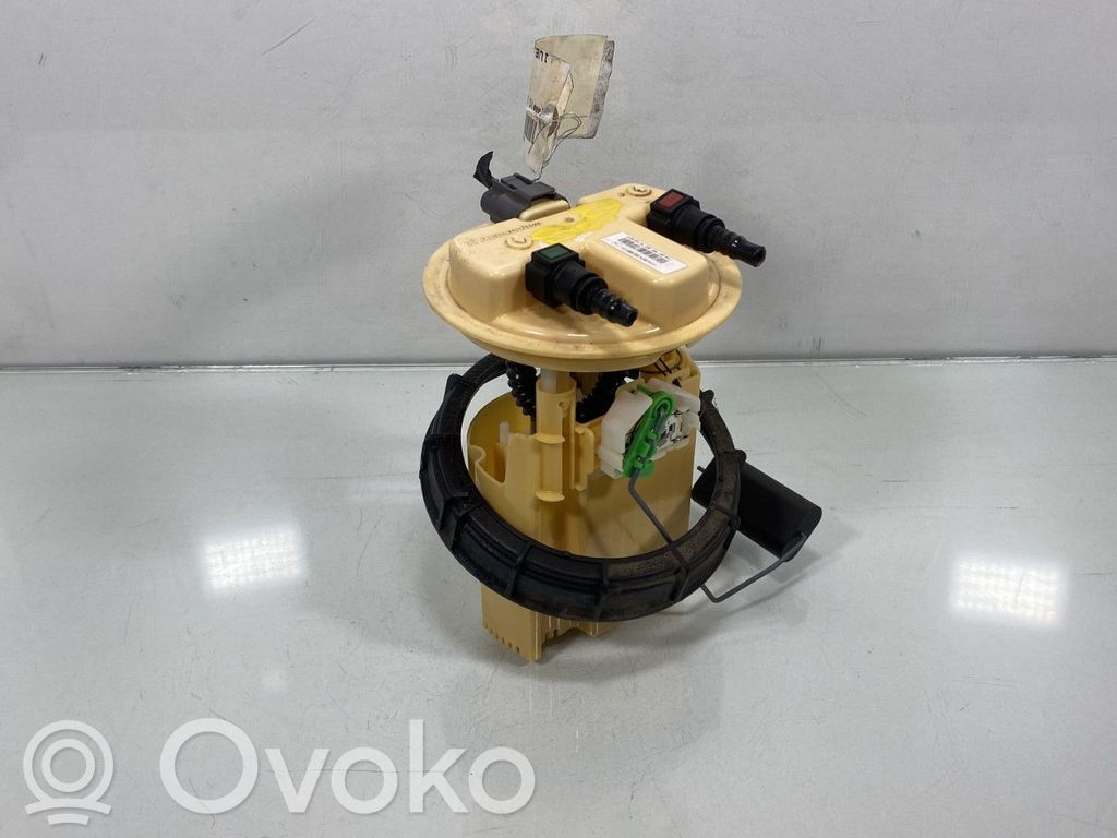 Dacia Sandero Pompa carburante immersa 