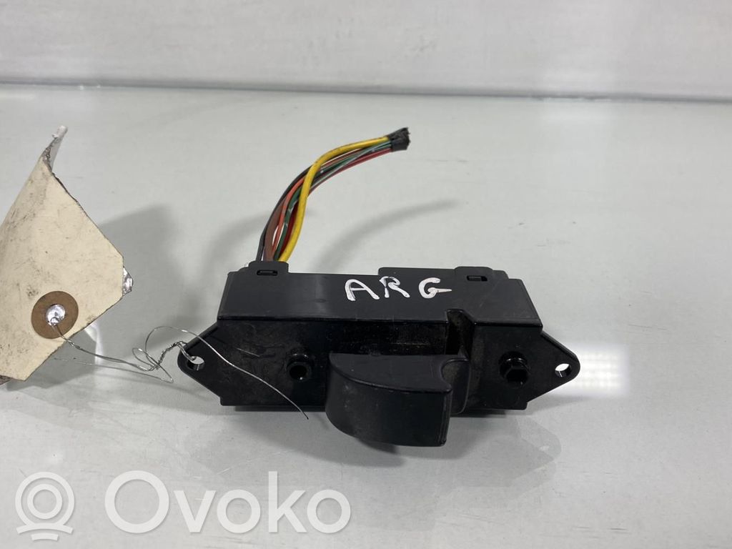 Peugeot 4007 Electric window control switch 