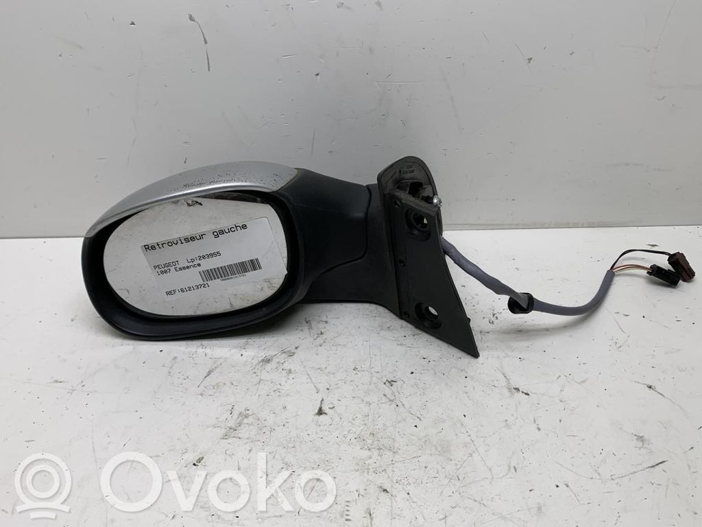 Peugeot 1007 Espejo lateral manual 