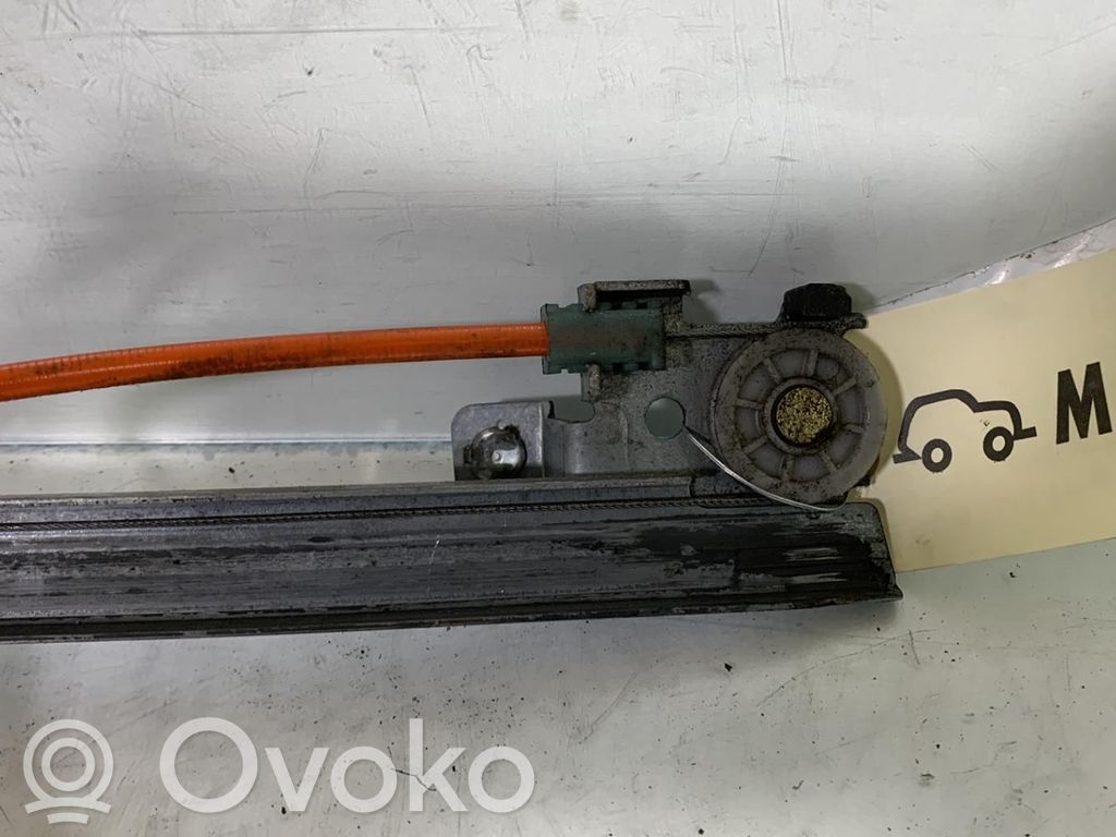 Peugeot 106 Elektryczny podnośnik szyby drzwi przednich 