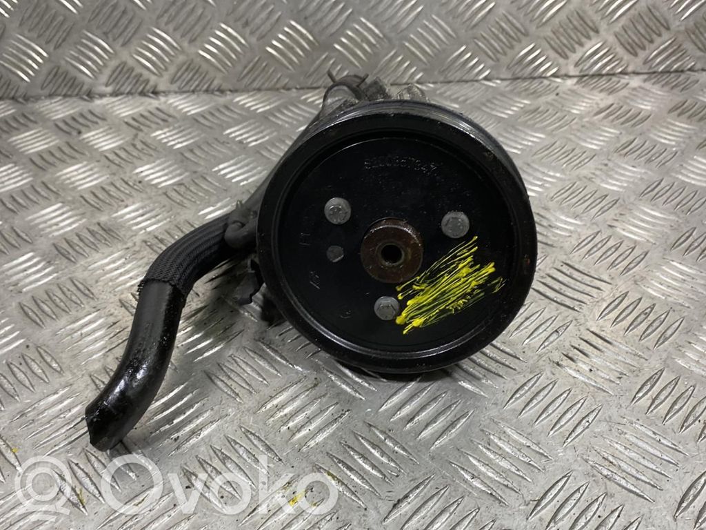 Opel Vivaro Ohjaustehostimen pumppu 
