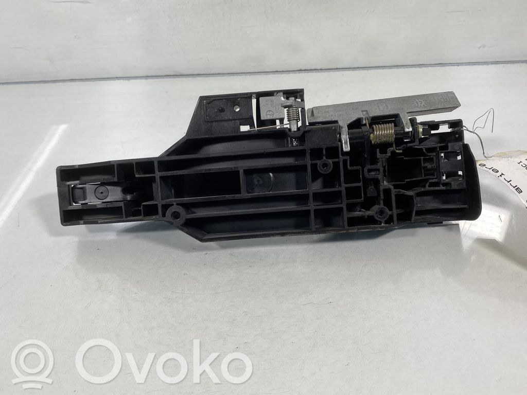Takaoven ulkokahva   806B04EH0B