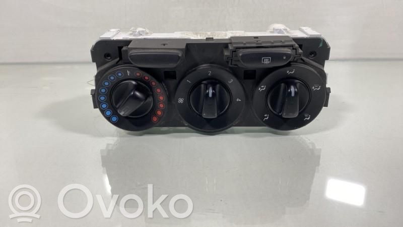 Opel Corsa E Climate control unit 