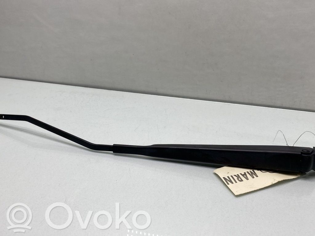 Citroen C-Elysée Front wiper blade arm 