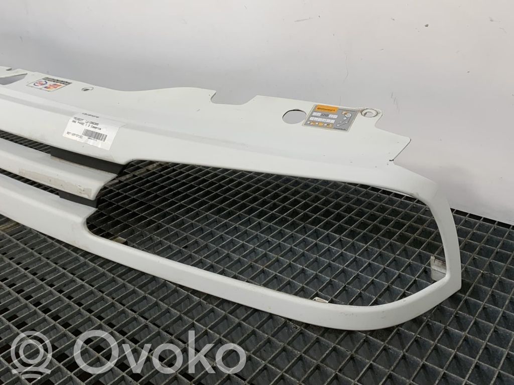 Peugeot 806 Etusäleikkö 