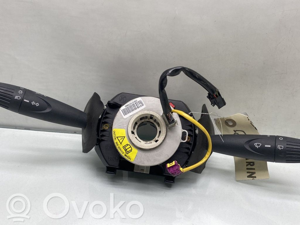 Ford Ka Commodo, commande essuie-glace/phare 