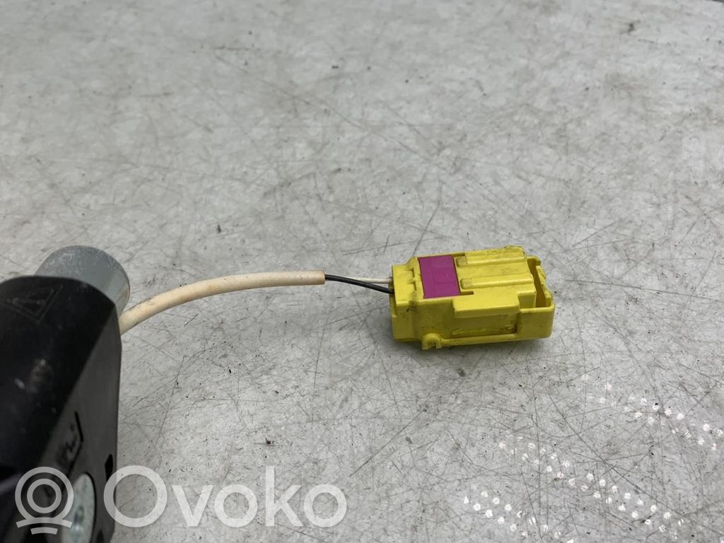 Volkswagen Eos Hebilla del cinturón delantero 