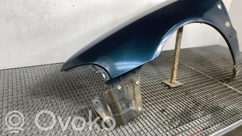 Audi A4 S4 B5 8D Guardabarro 