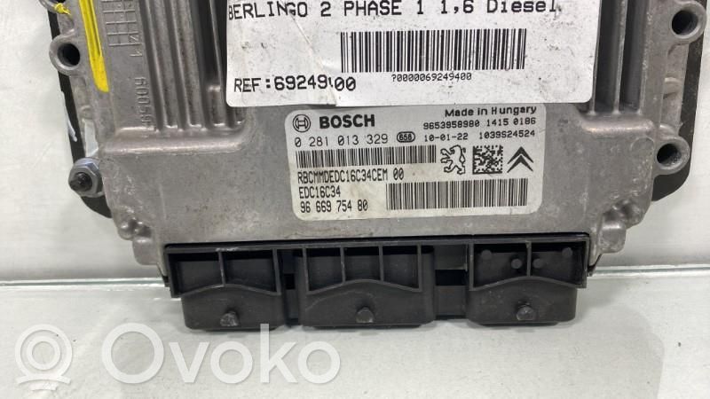 Unidad de control/módulo del motor   1606919480