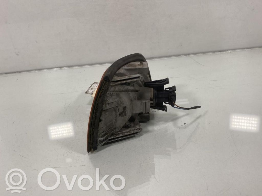 BMW 3 E36 Front fender indicator light 