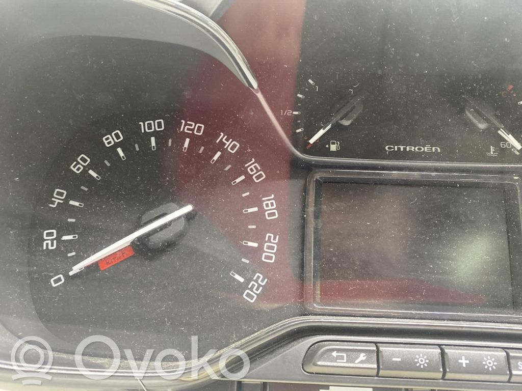 Geschwindigkeitsmesser Cockpit   9837553680